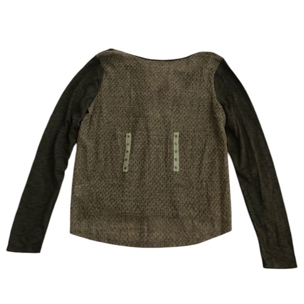 Miss Me Small Long Sleeve Top V-Neck - Picture 4 of 8